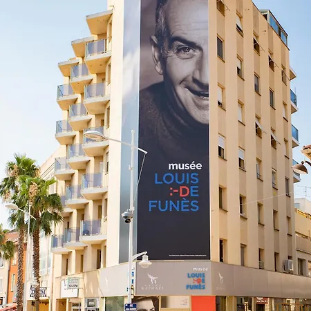 Superbe Classe 3 Etoiles, A 150 M De La Plage De Sable Fin *